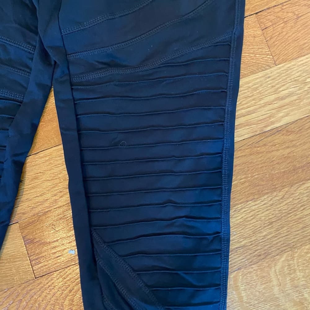 Black leggings - Thumbnail 2