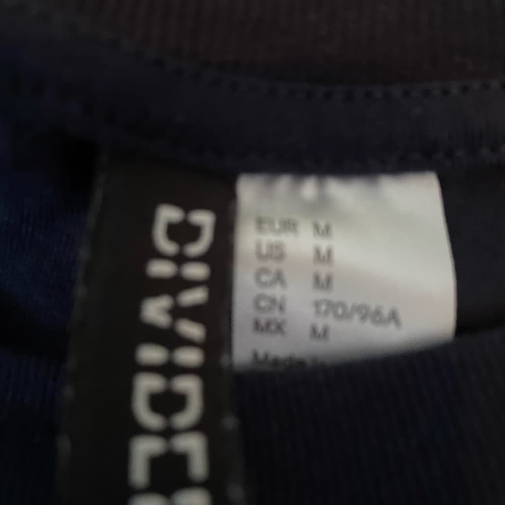 Navy tee shirt - Thumbnail 2