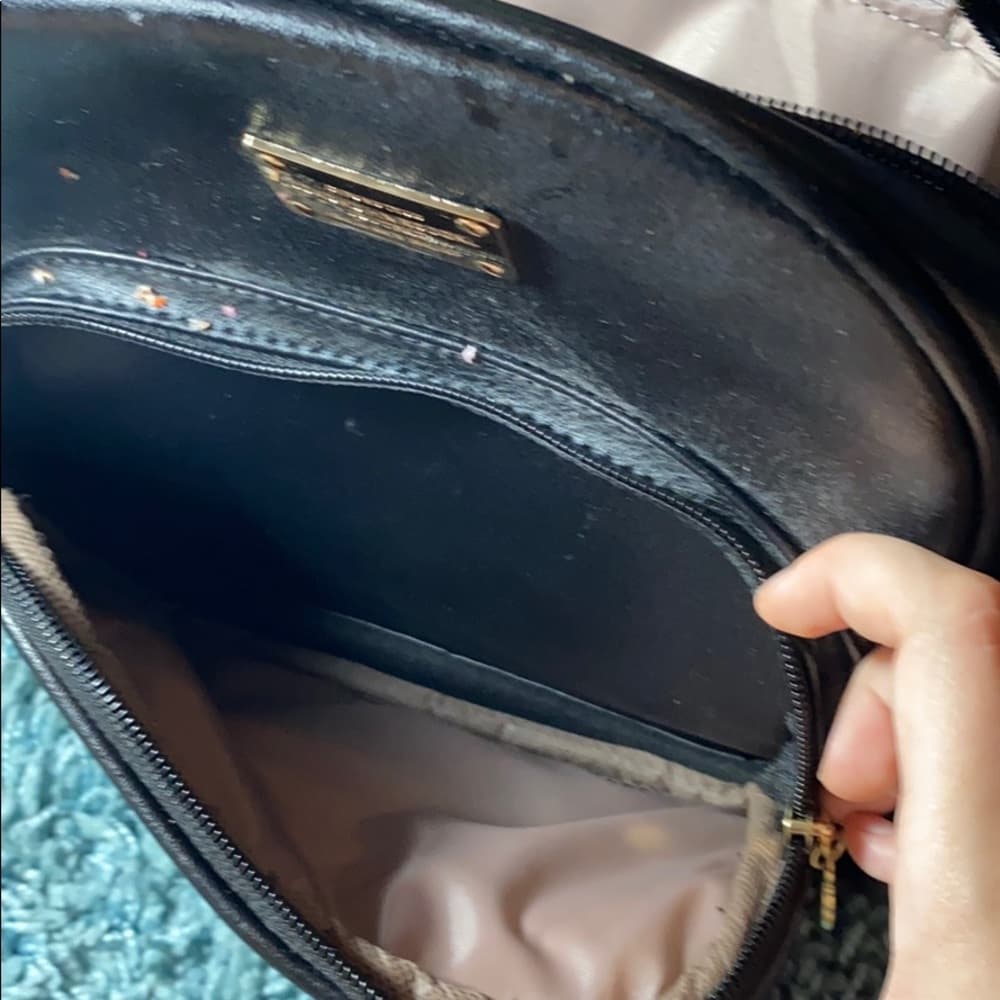 Black mini backpack - Thumbnail 3