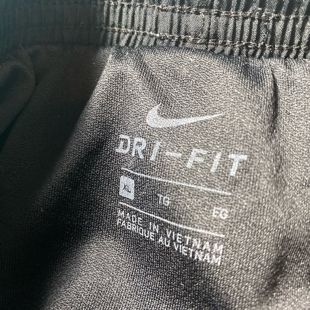 Nike dry fit shorts - Thumbnail 2