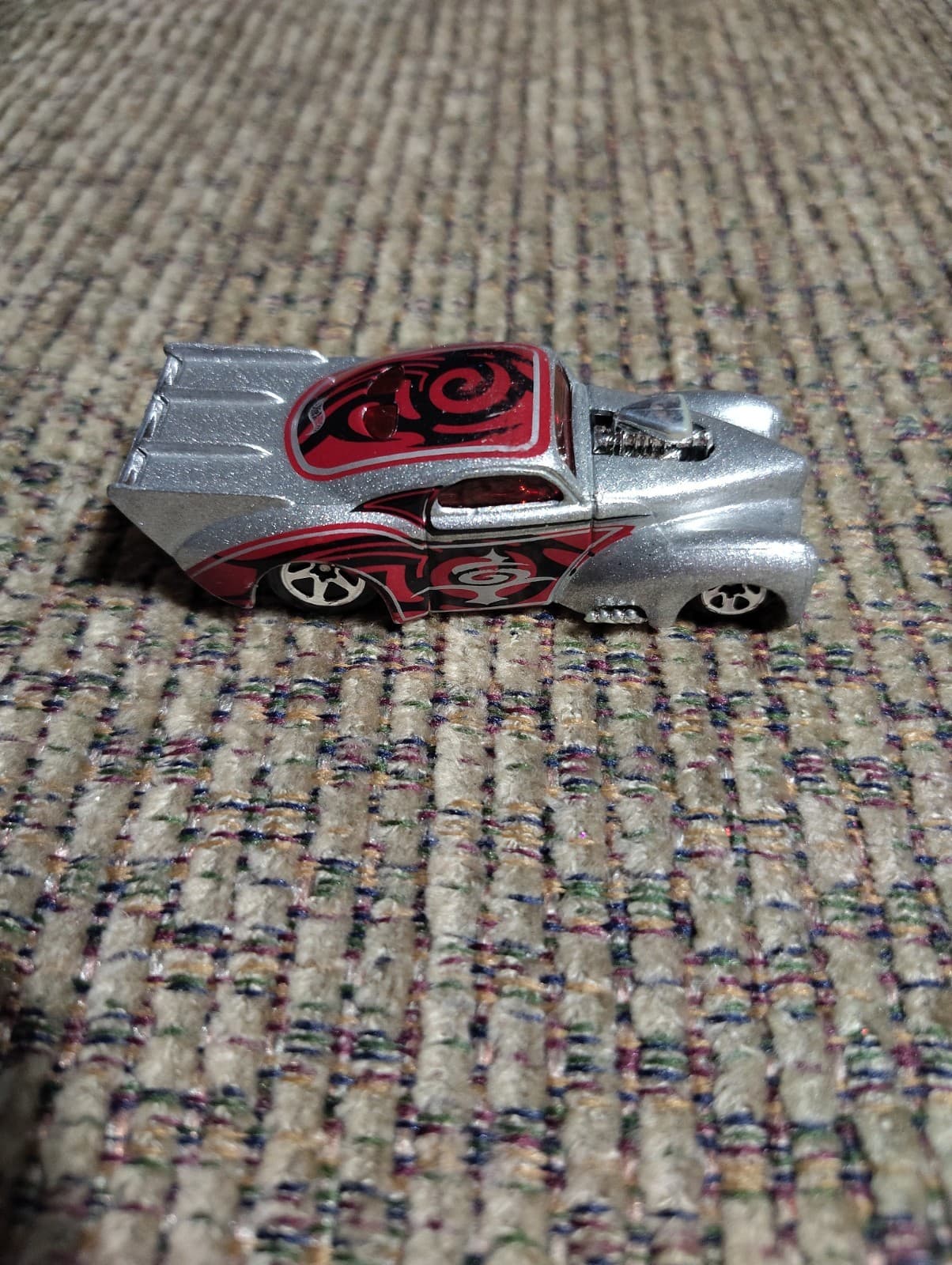Hot Wheels Diecast Vehicle '41 Willy's Malaysia Silver