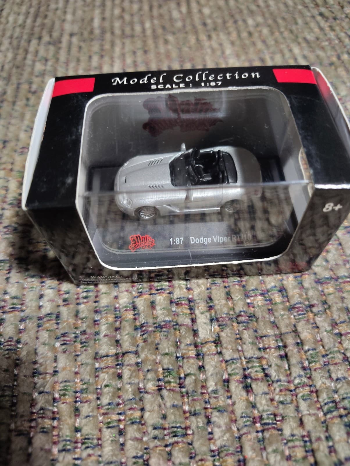 1/87 Scale Malibu International 2003 Dodge Viper RT/10 Red Diecast 4 Colors - Thumbnail 10