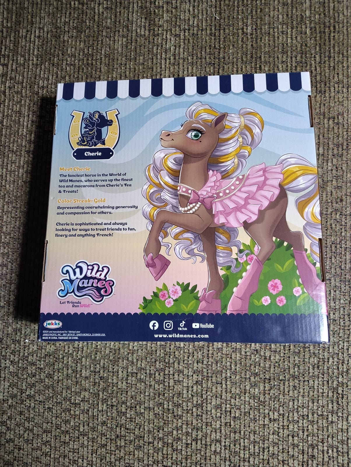 NEW 2024 Wild Manes "Cherie's Tea & Treats" Playset w/ Accessories jakks Pacific - Thumbnail 5