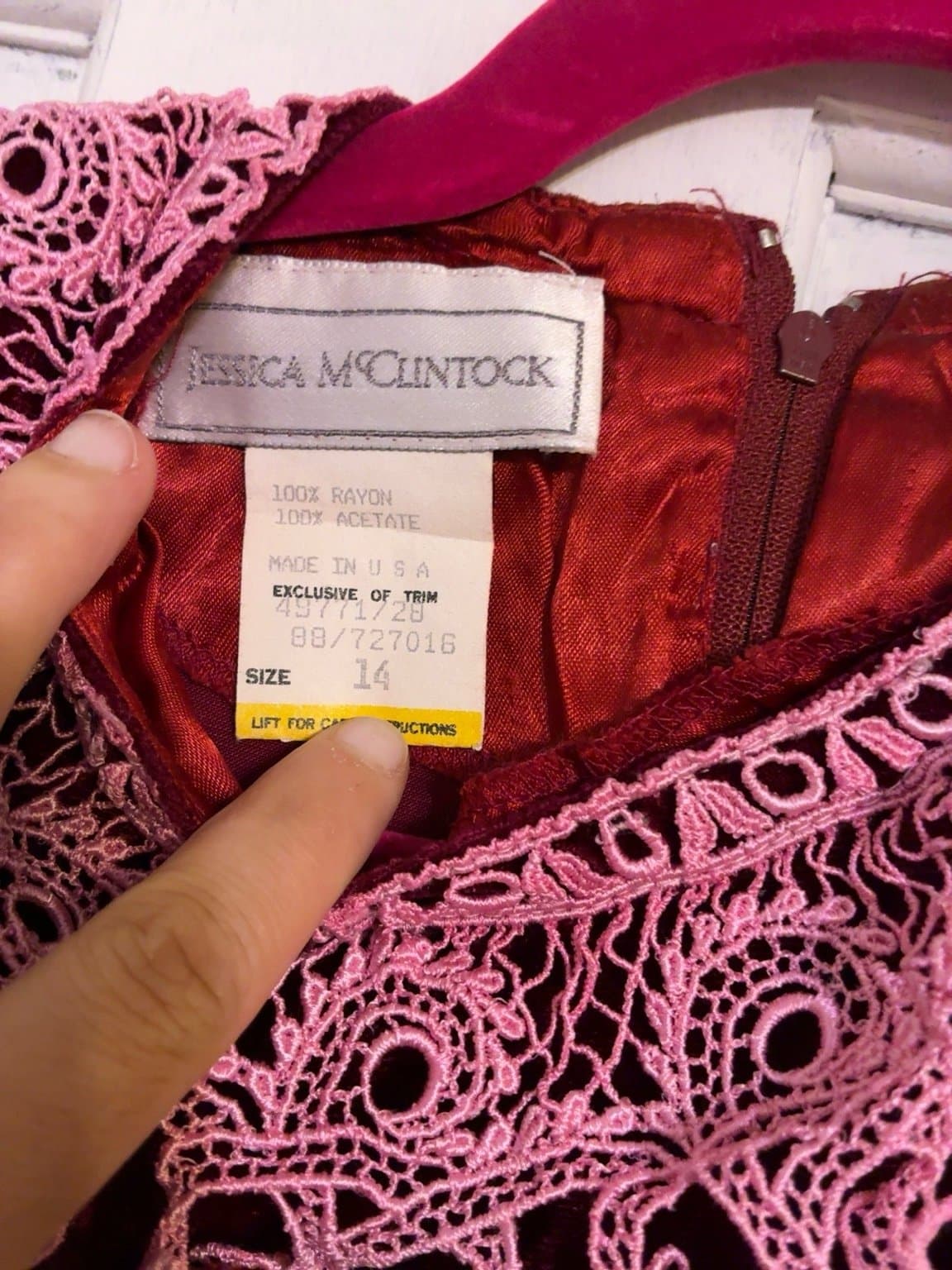 Vintage Jessica McClintock Burgundy Velvet Dress Pink Lace Collar USA - Thumbnail 2
