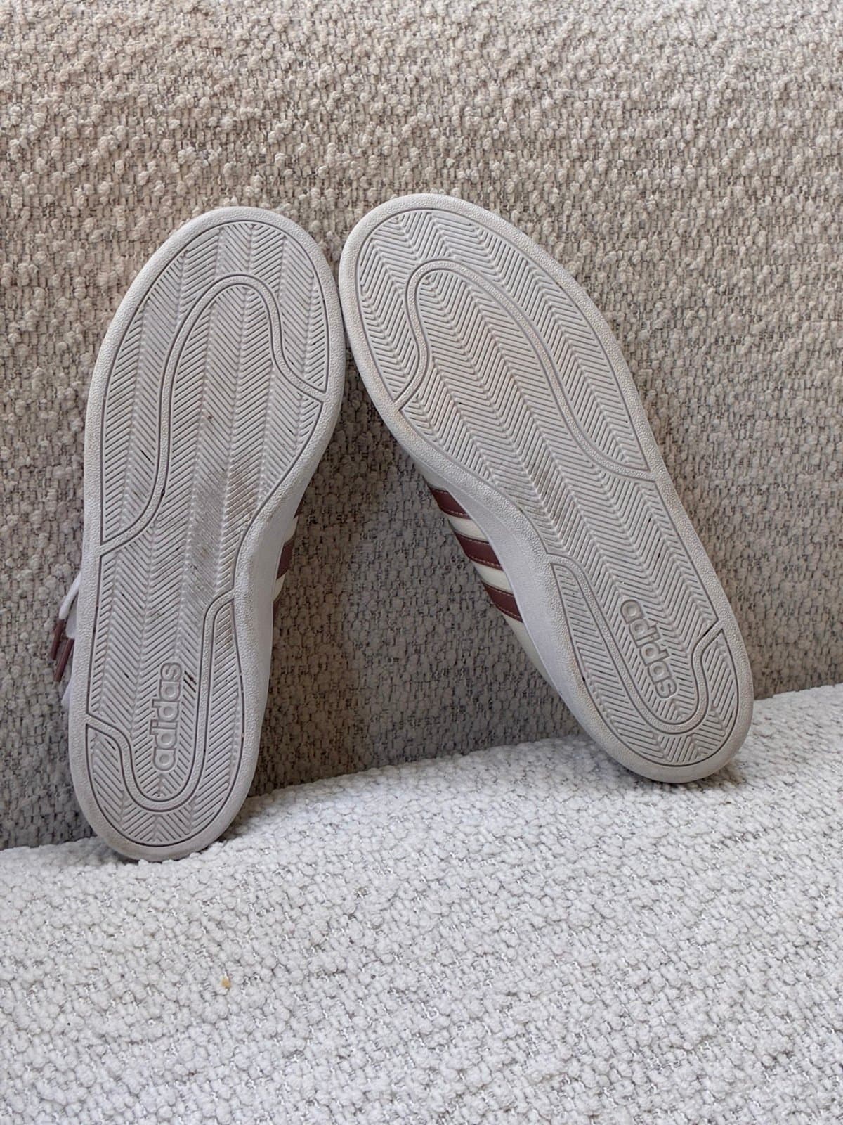 adidas Cloudfoam Advantage Sneakers Women’s Size 9 White Pink DA9524 Casual Walk - Thumbnail 2