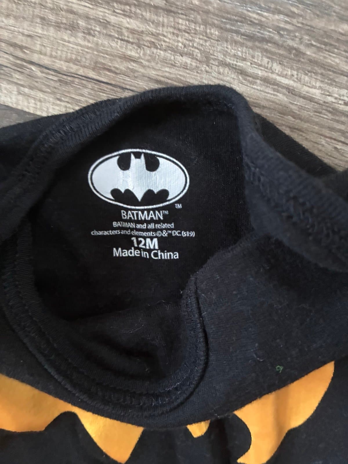 Batman Baby Bodysuit Onesie Size 12 Months Black DC Comics Superhero - Thumbnail 2