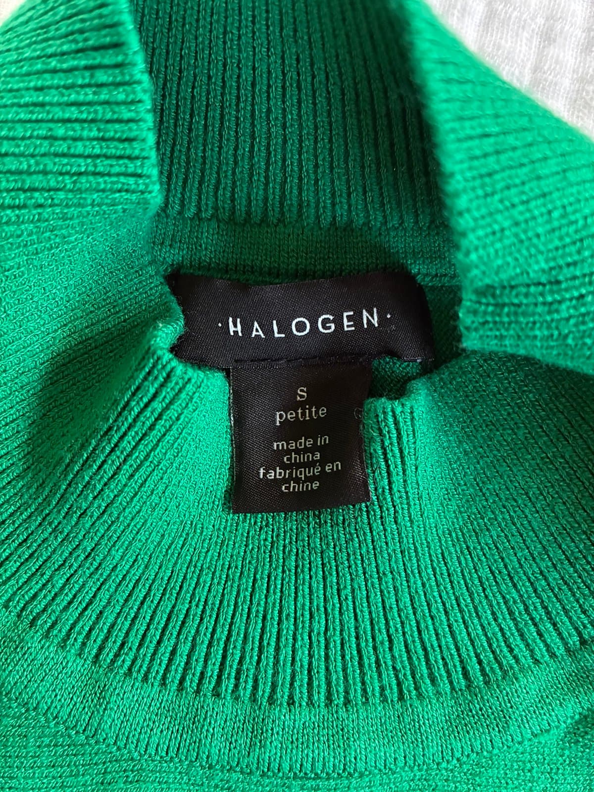 Unique Halogen Women’s Sweater Top with Zippered Removable Sleeves, Small Petite - Thumbnail 3
