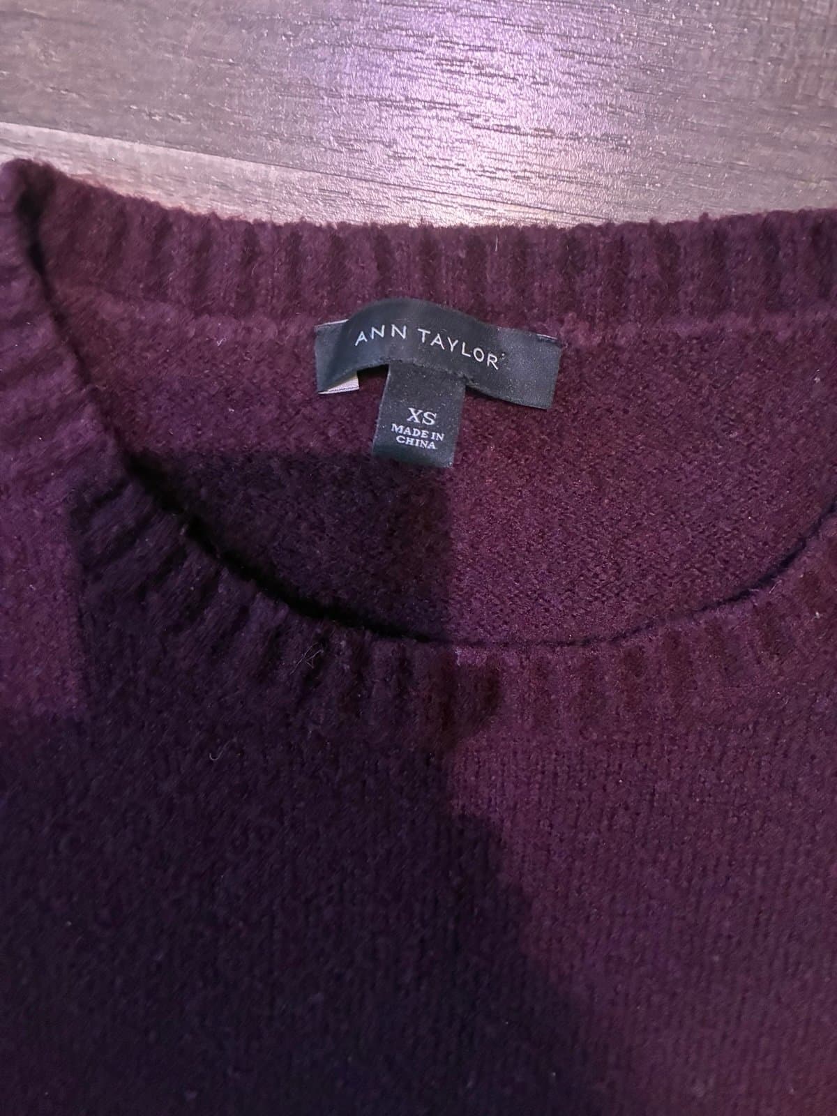 ANN TAYLOR Plum Tunic Sweater – Women’s XS - Thumbnail 2