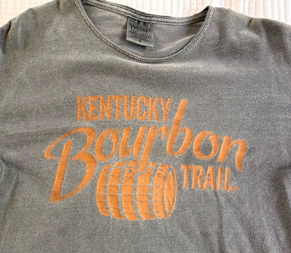 Kentucky Bourbon Trail Long Sleeve Graphic Tee – Distressed Charcoal Size Small - Thumbnail 2