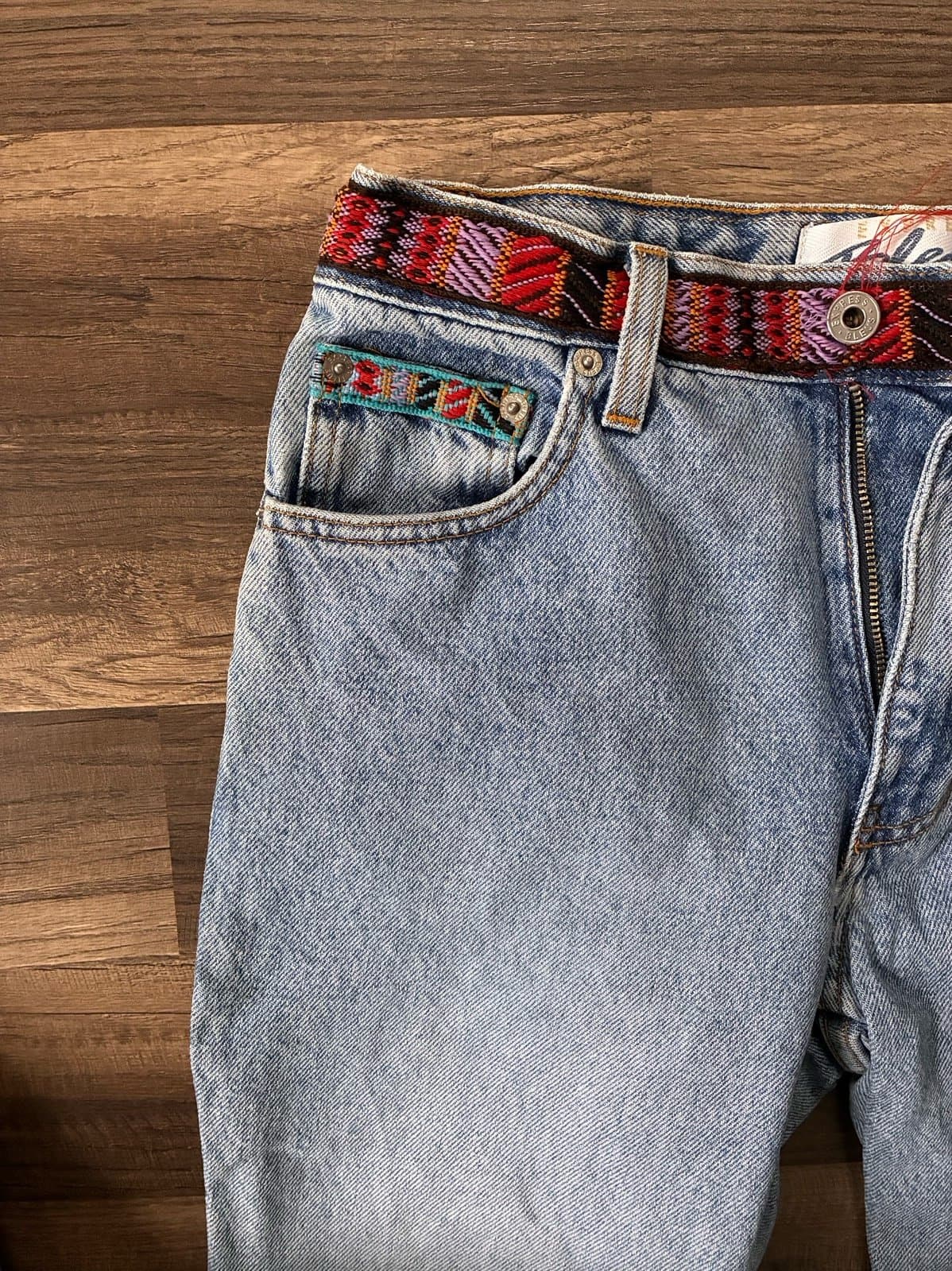 Vintage Express Blend Embroidered Trim Jeans – Women’s Size 5/6 – Boho Festival - Thumbnail 4