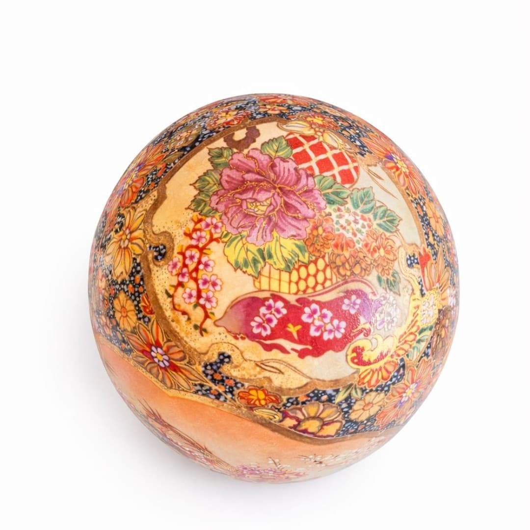 Large Vintage Satsuma Style Hand Painted Egg Vase — Crackle Glaze, Gold Detail - Thumbnail 3