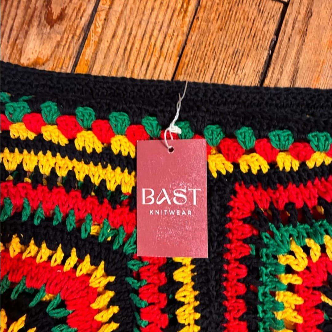 BAST Knitwear Handmade Crochet Granny Square Shawl / Poncho – Fringe Trim - Thumbnail 2