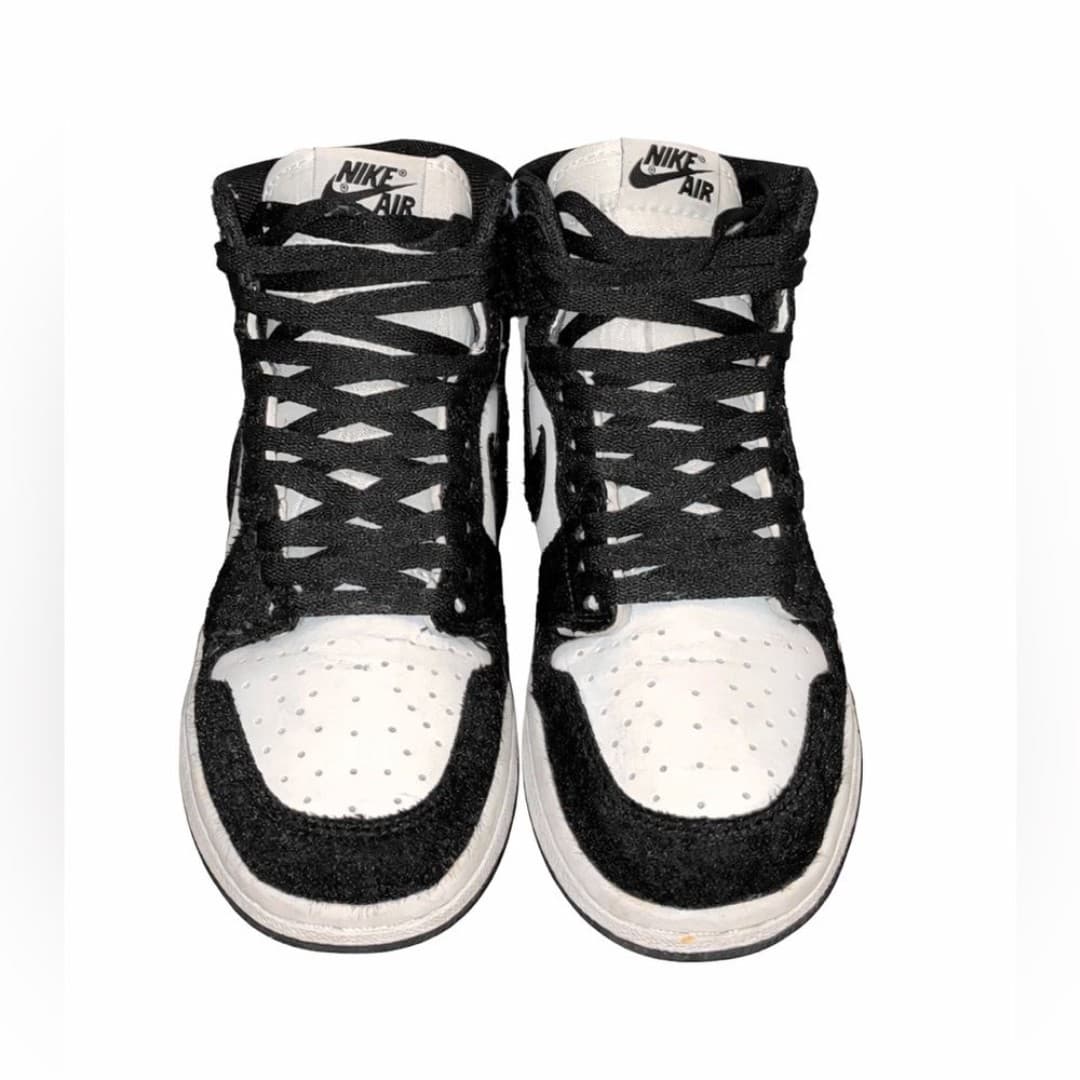 Air Jordan 1 Mid Black White CK1229-001 Men’s 8.5 Clean Classic Colorway - Thumbnail 2