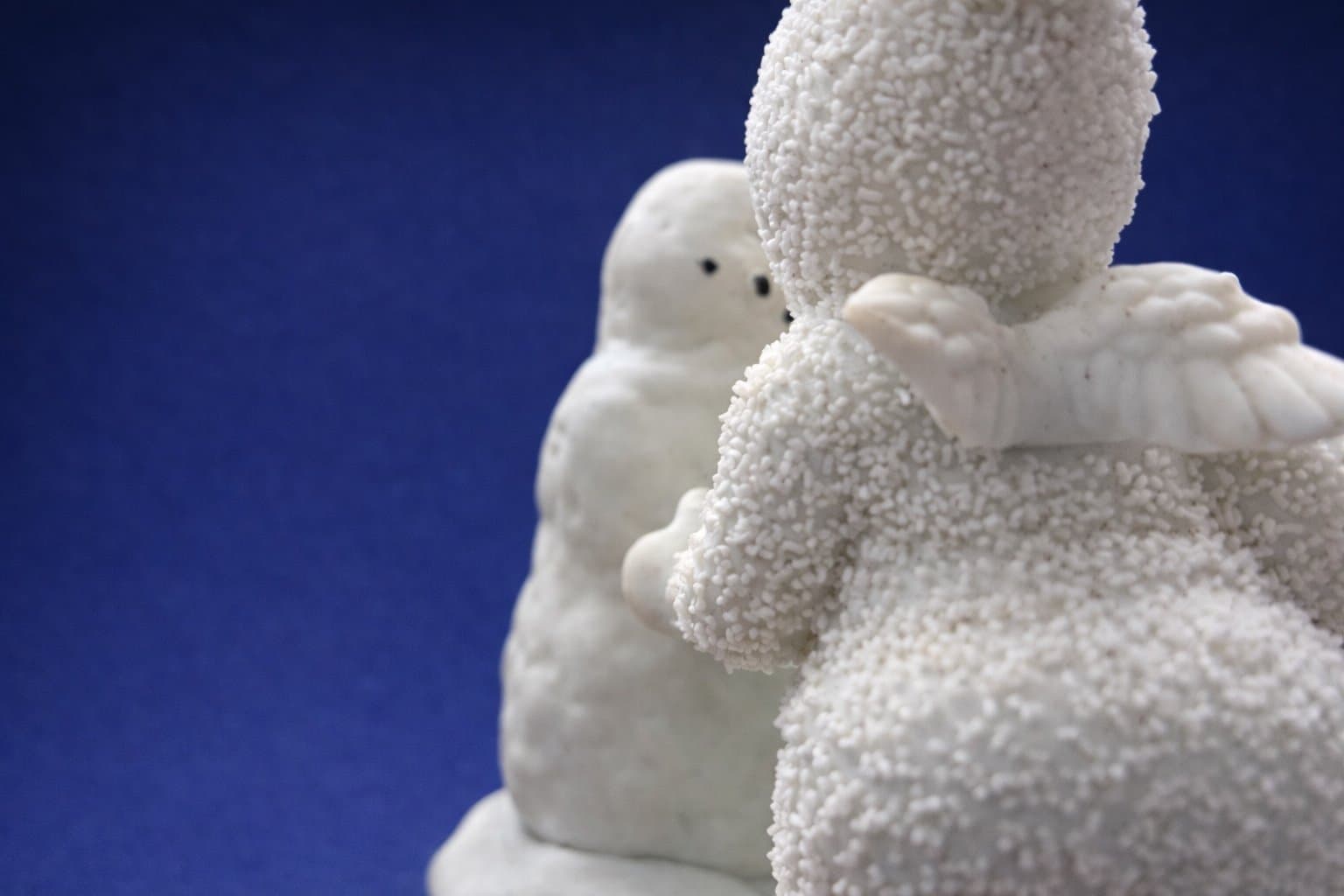 Vintage Dept. 56 Snowbabies Bisque Porcelain Figurine Snowbaby & Snowman - Thumbnail 4