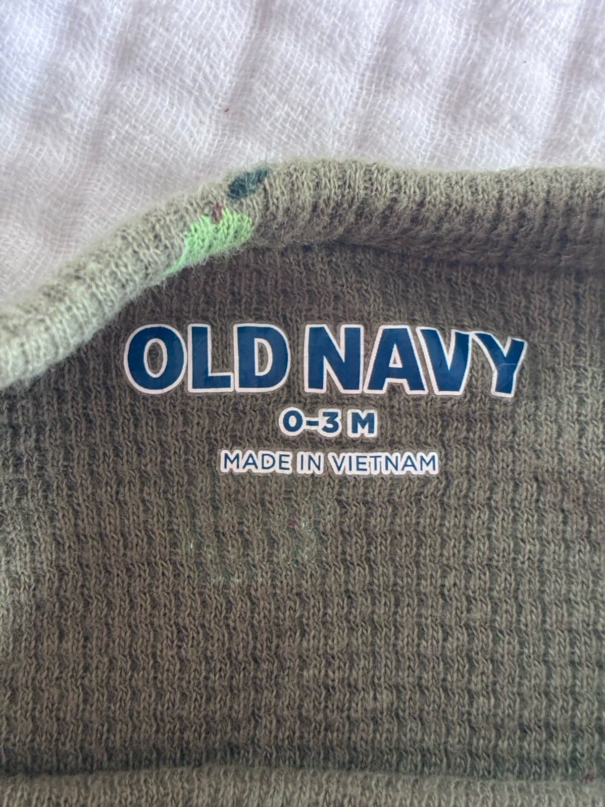 Old Navy Olive Green Waffle Knit Romper | 0-3M Baby One Piece | Polka Dot Fruit - Thumbnail 2