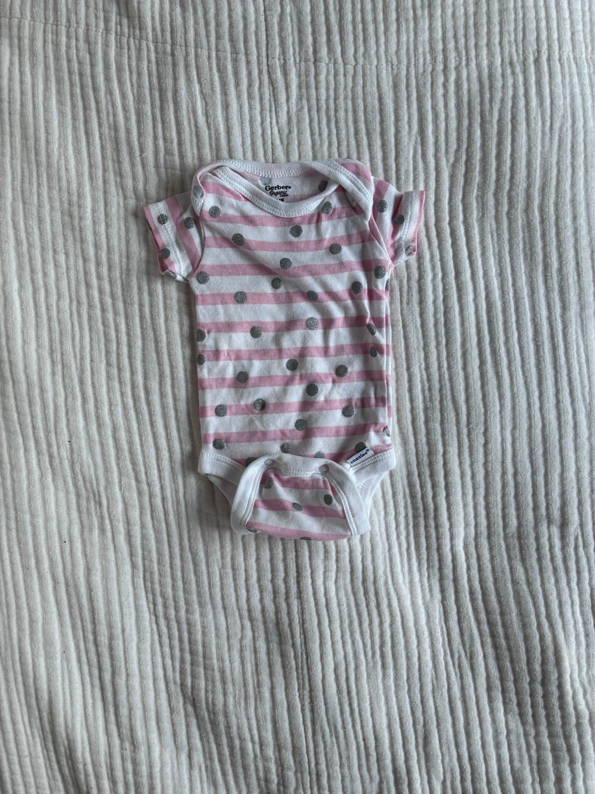 Gerber Organic Cotton Pink & White Stripe with Silver Polka Dot Baby Onesie 0-3M - Thumbnail 2