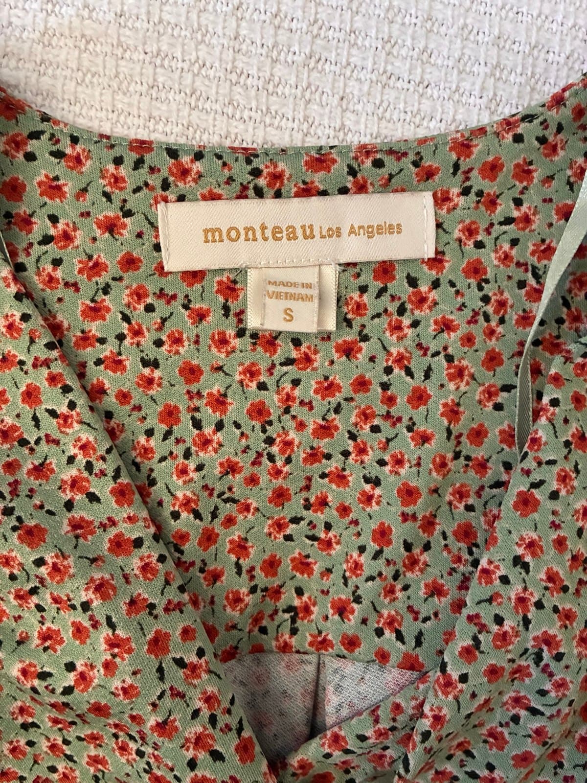Monteau Los Angeles Floral Wrap Top Small Green Red Peplum Tie Waist Blouse - Thumbnail 3