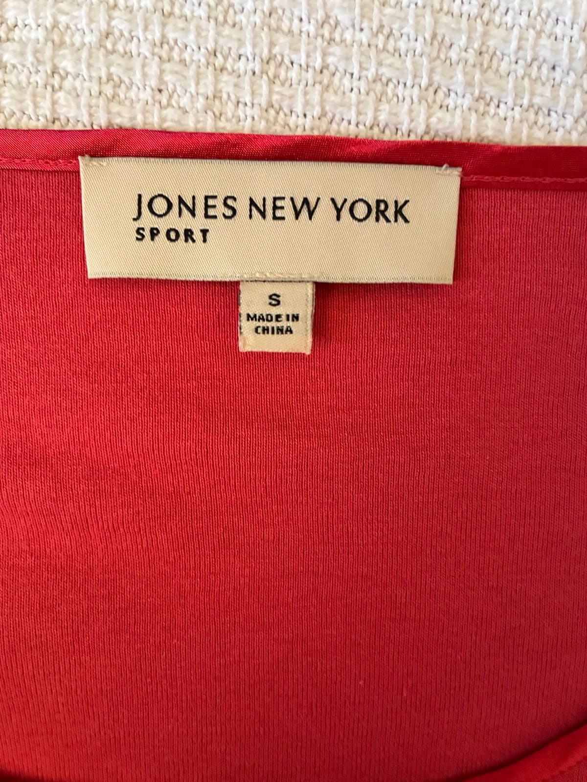 Jones New York Sport Coral Pink Floral Appliqué Top Small S Scoop Neck 3/4sleeve - Thumbnail 3