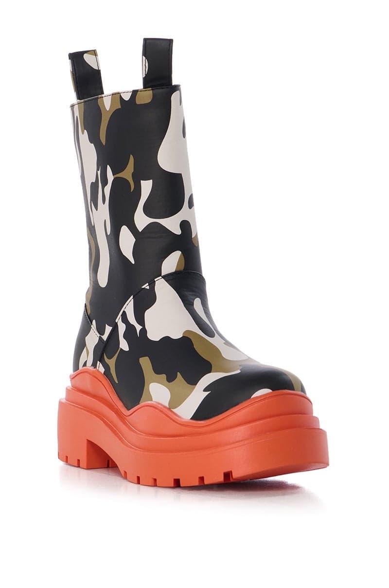 Azalea Wang Camo Platform Combat Boots Red Lug Sole – Women’s Size 8 NWT - Thumbnail 3