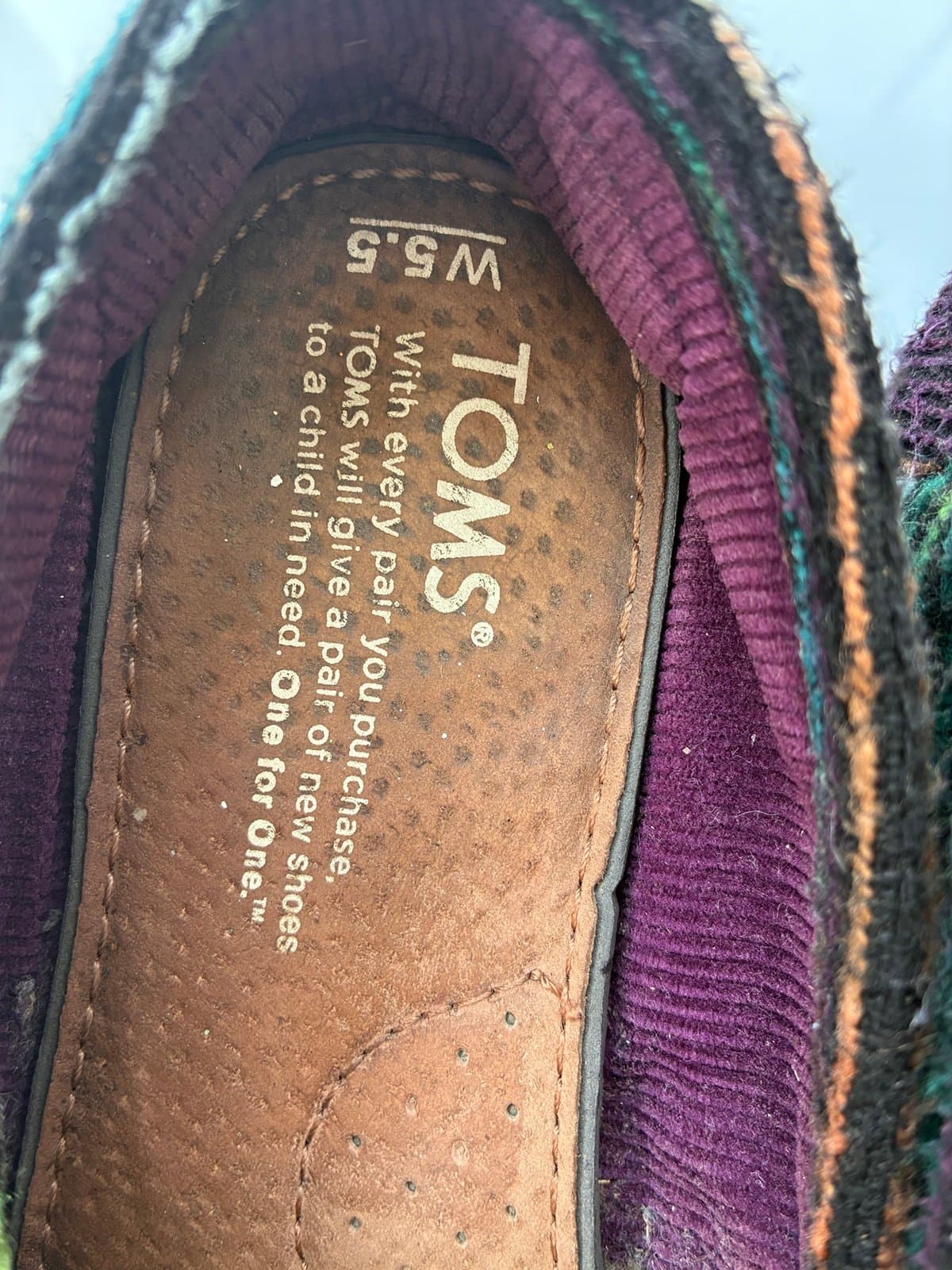 TOMS Women’s Classic Slip-On Flats – Multicolor Woven Textile – Size 5.5 - Thumbnail 3