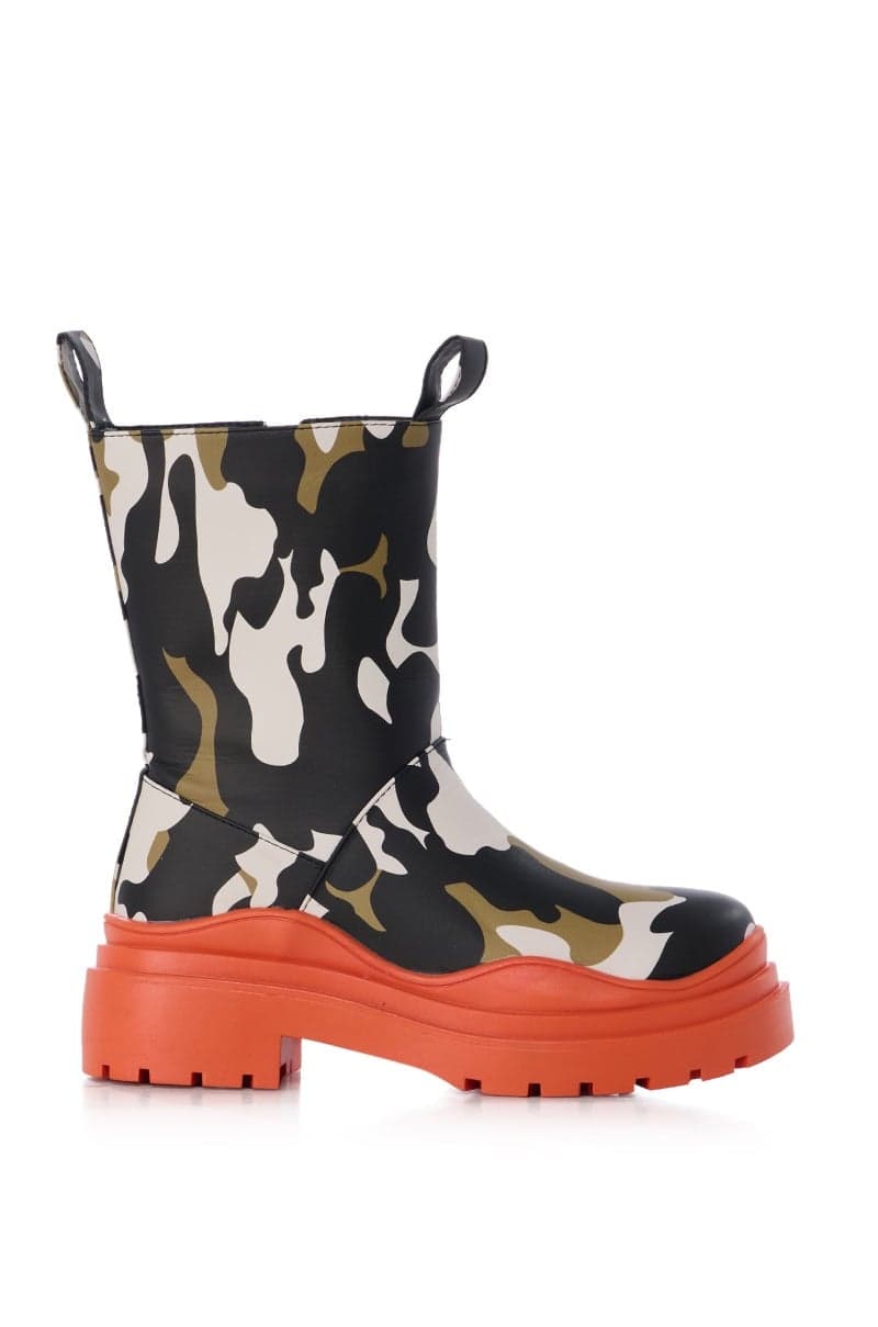 Azalea Wang Camo Platform Combat Boots Red Lug Sole – Women’s Size 8 NWT - Thumbnail 2