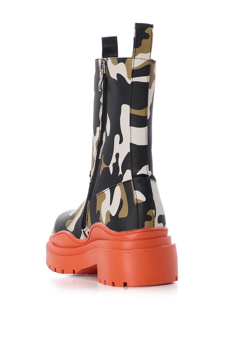 Azalea Wang Camo Platform Combat Boots Red Lug Sole – Women’s Size 8 NWT - Thumbnail 4