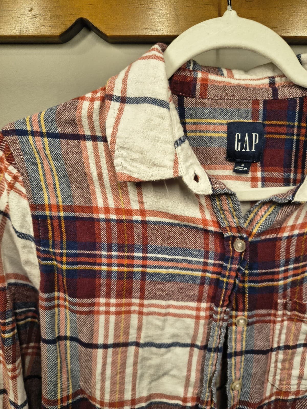 Gap Long Sleeve Button Up Soft Flannel Shirt Womens Small Multicolor Plaid - Thumbnail 3