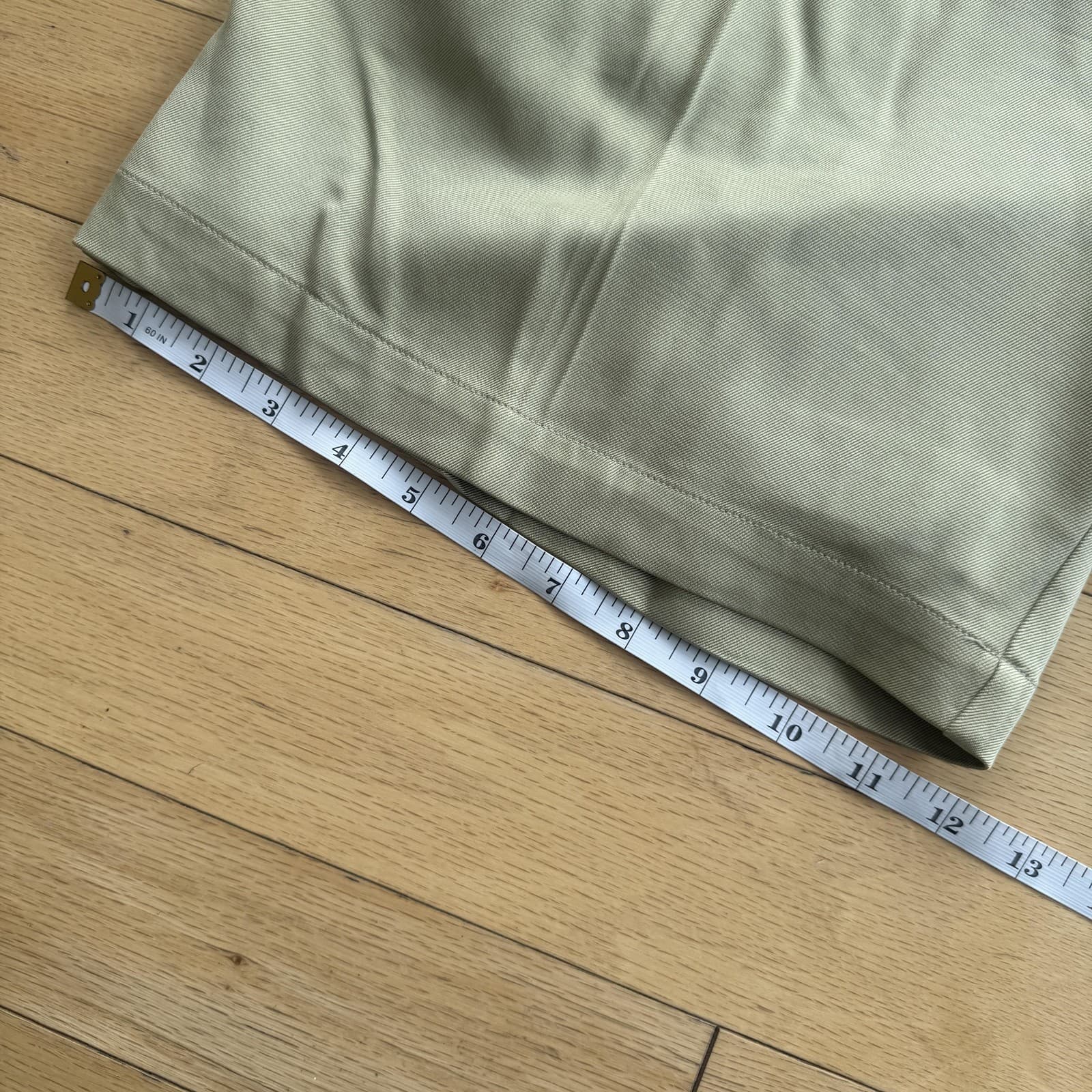 Tommy Bahama Silk Pleated Chino Shorts Beige Tan 10" Mens Golf Resort - Thumbnail 18