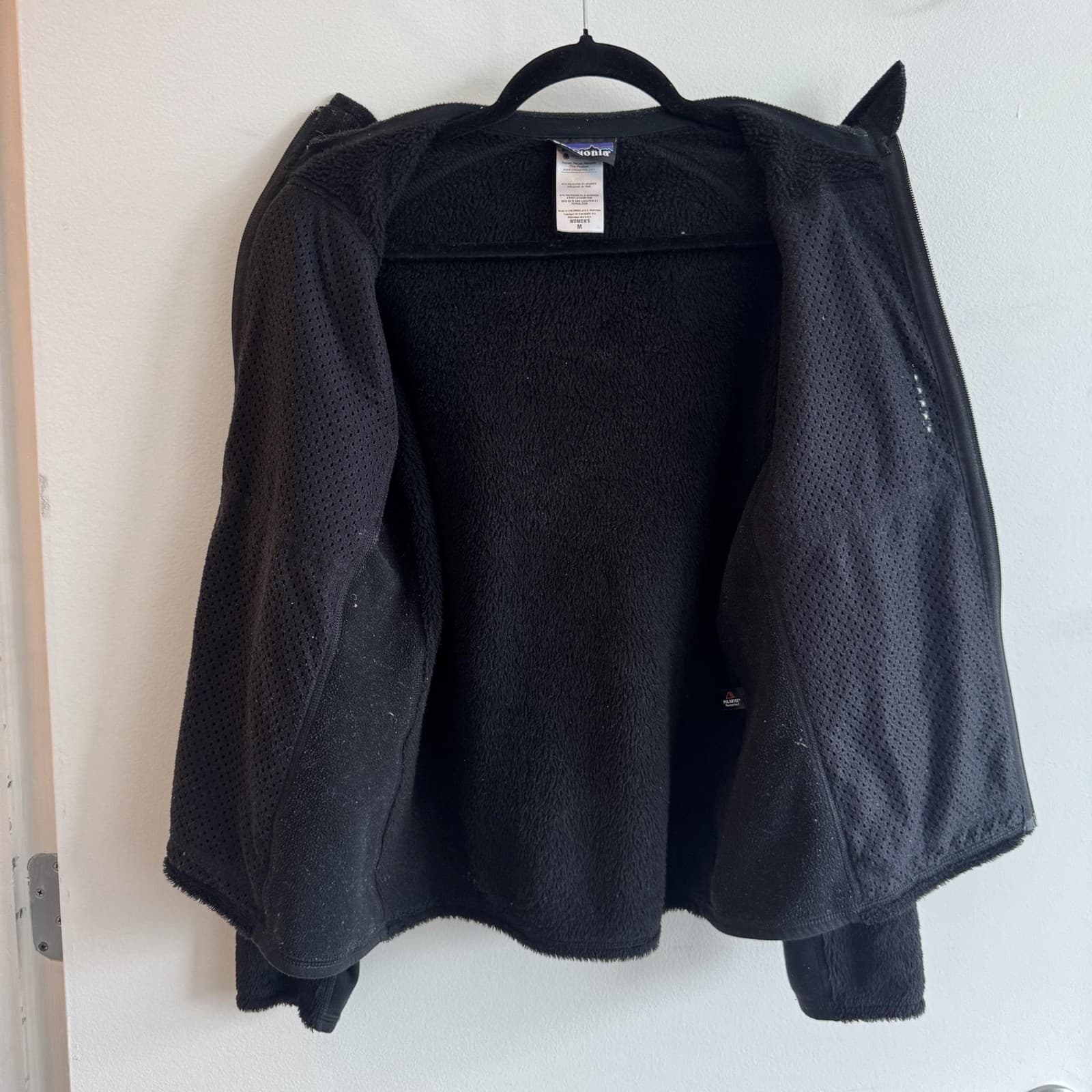 Patagonia Polartec Thermal Pro Fleece Full Zip Jacket Black Womens M Hiking - Thumbnail 3