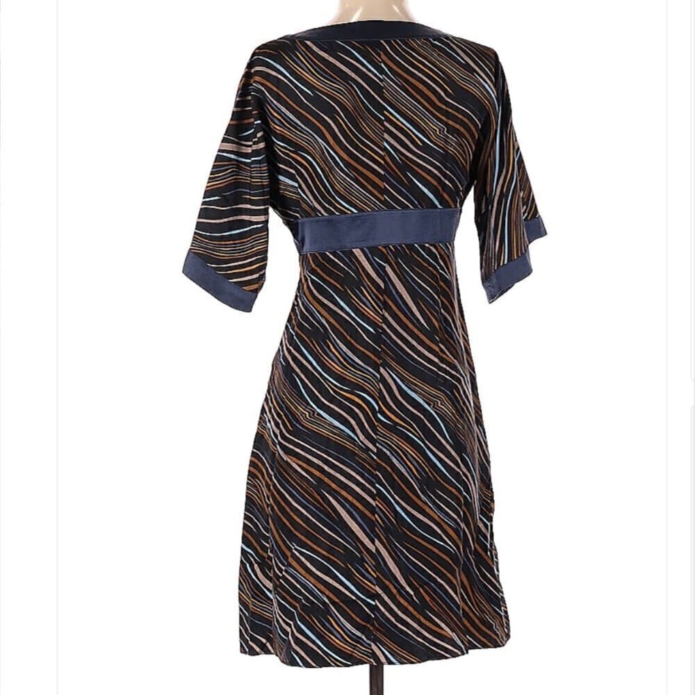 Laundry By Shelli Segal Silk Striped V-Neck Dress Size 4 - Thumbnail 2