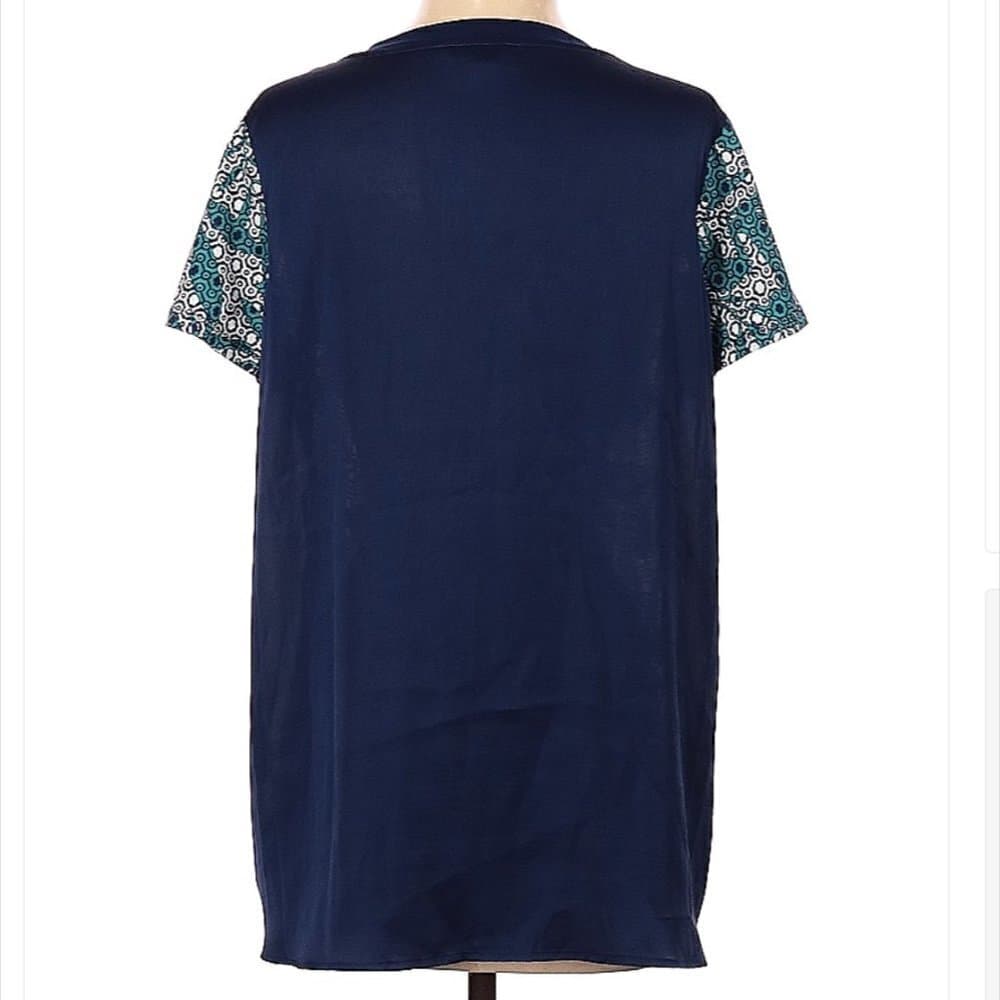 Tommy Bahama Short Sleeve V-Neck Blouse Size S - Thumbnail 2