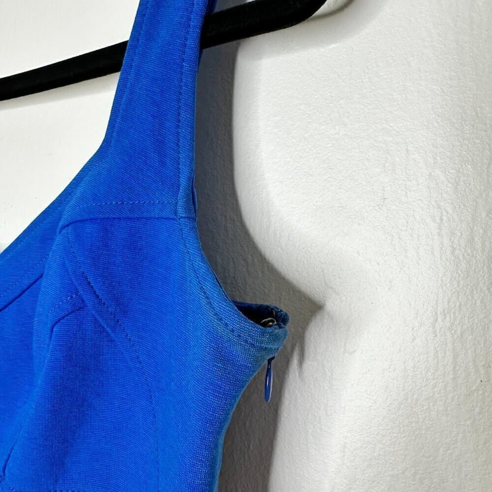 Diane von Furstenberg Women's Blue Sleeveless Mini Dress Size 12 - Thumbnail 4