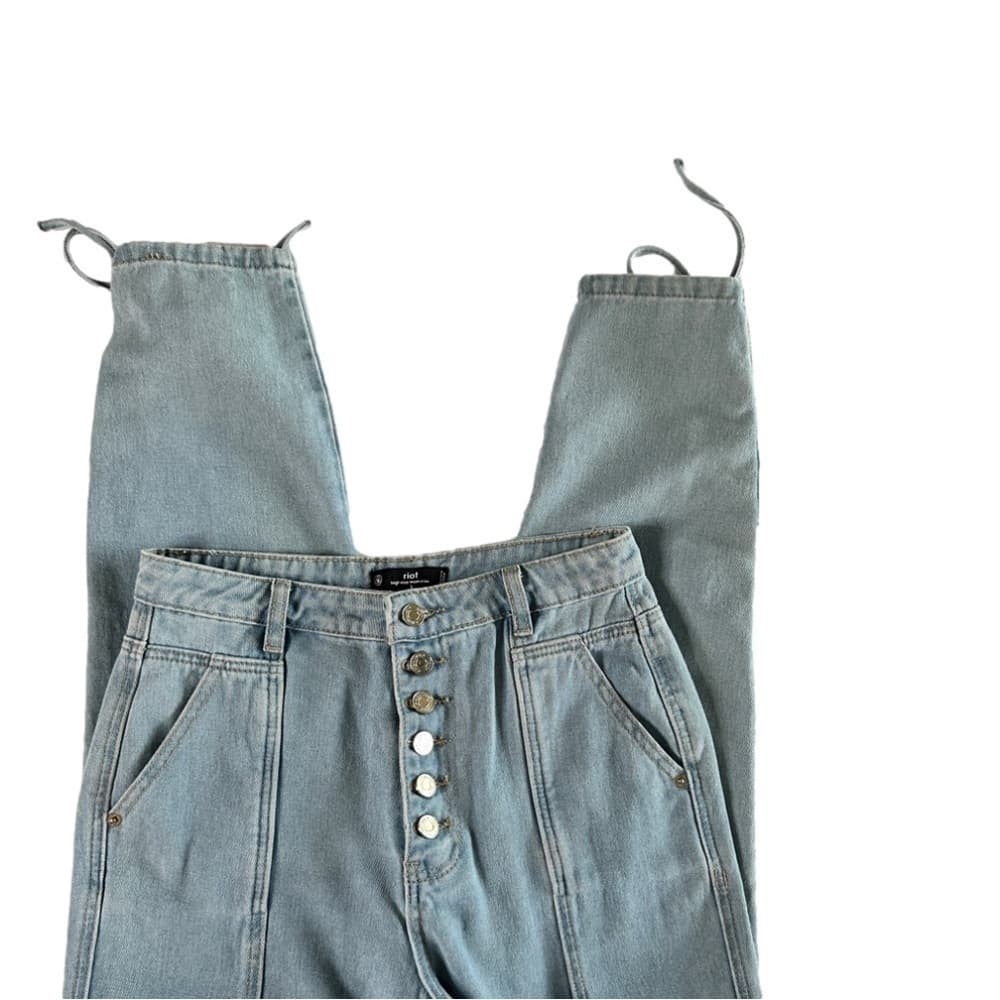 MISSGUIDED Riot High Rise Mom Jeans Size 4 - Thumbnail 2
