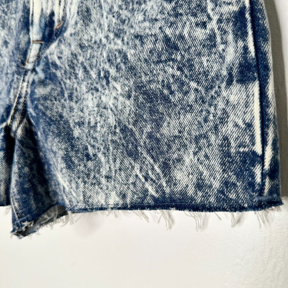 H&M Kids Relaxed Fit High Denim Shorts Size M 10 NEW - Thumbnail 4