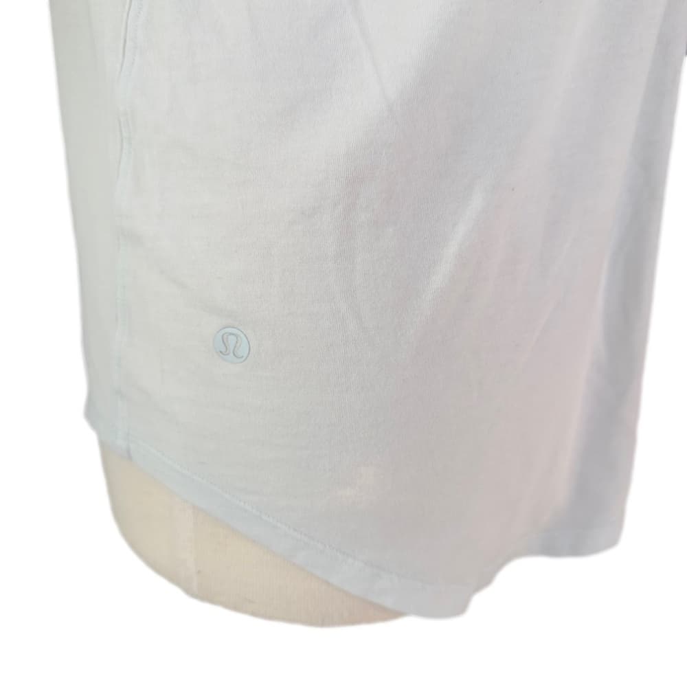 LULULEMON Light Green Lightweight Racerback Tank Size 8 - Thumbnail 4