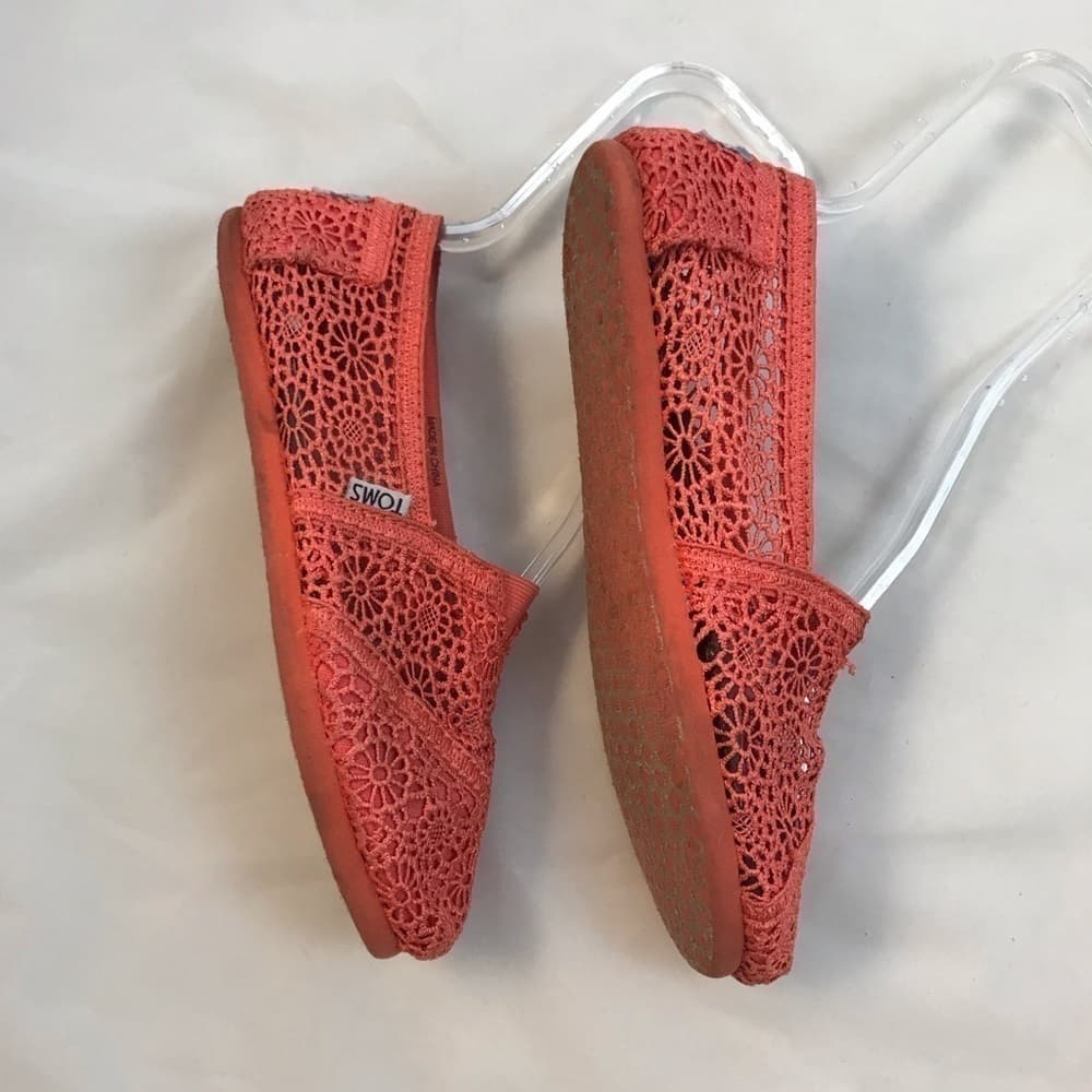 TOMS Orange Lace Crocheted Flats Size 6.5 - Thumbnail 4