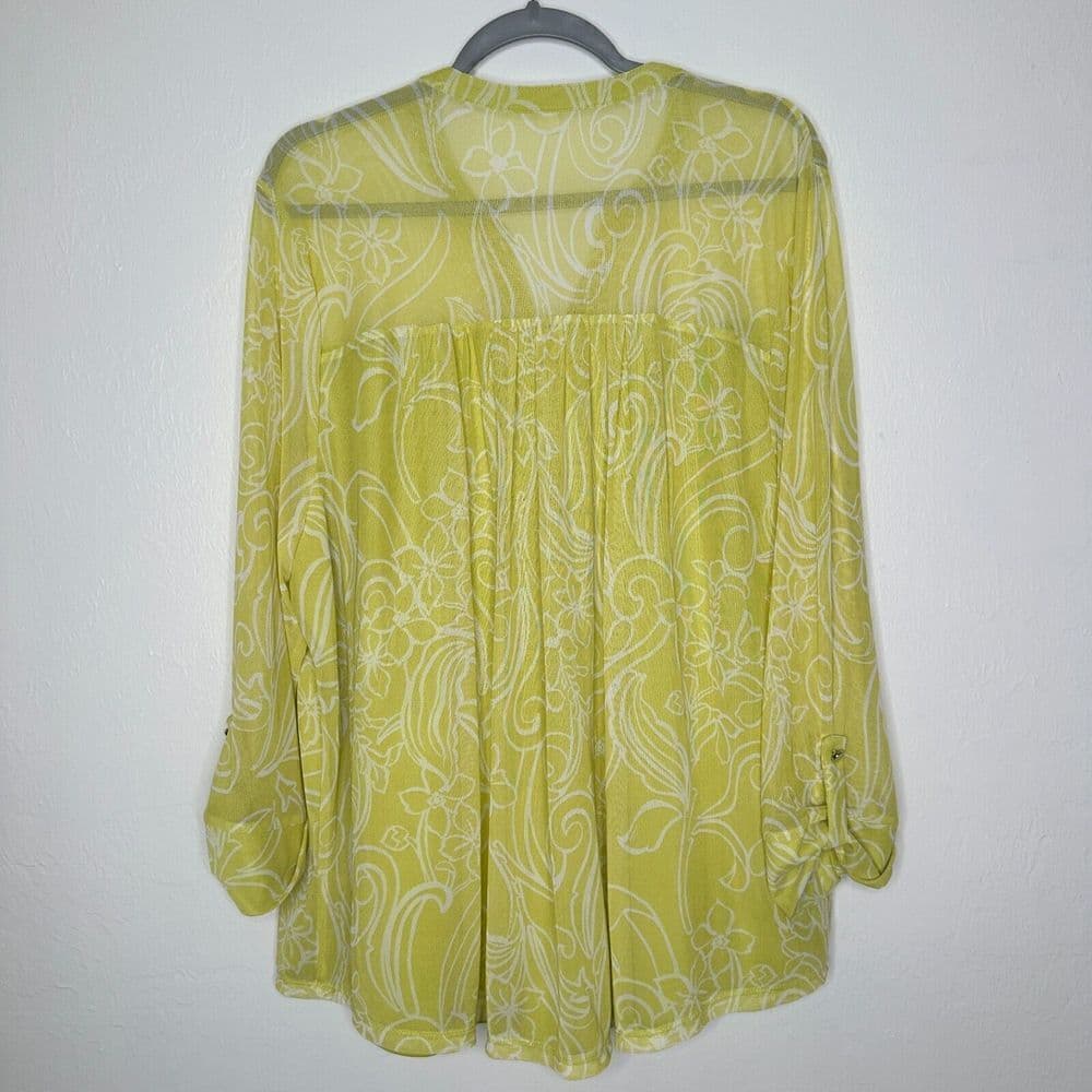 Juniper & Lime Womans Lined Sheer Tab Sleeve 1/4 button Top Plus Size 3X Yellow - Thumbnail 5