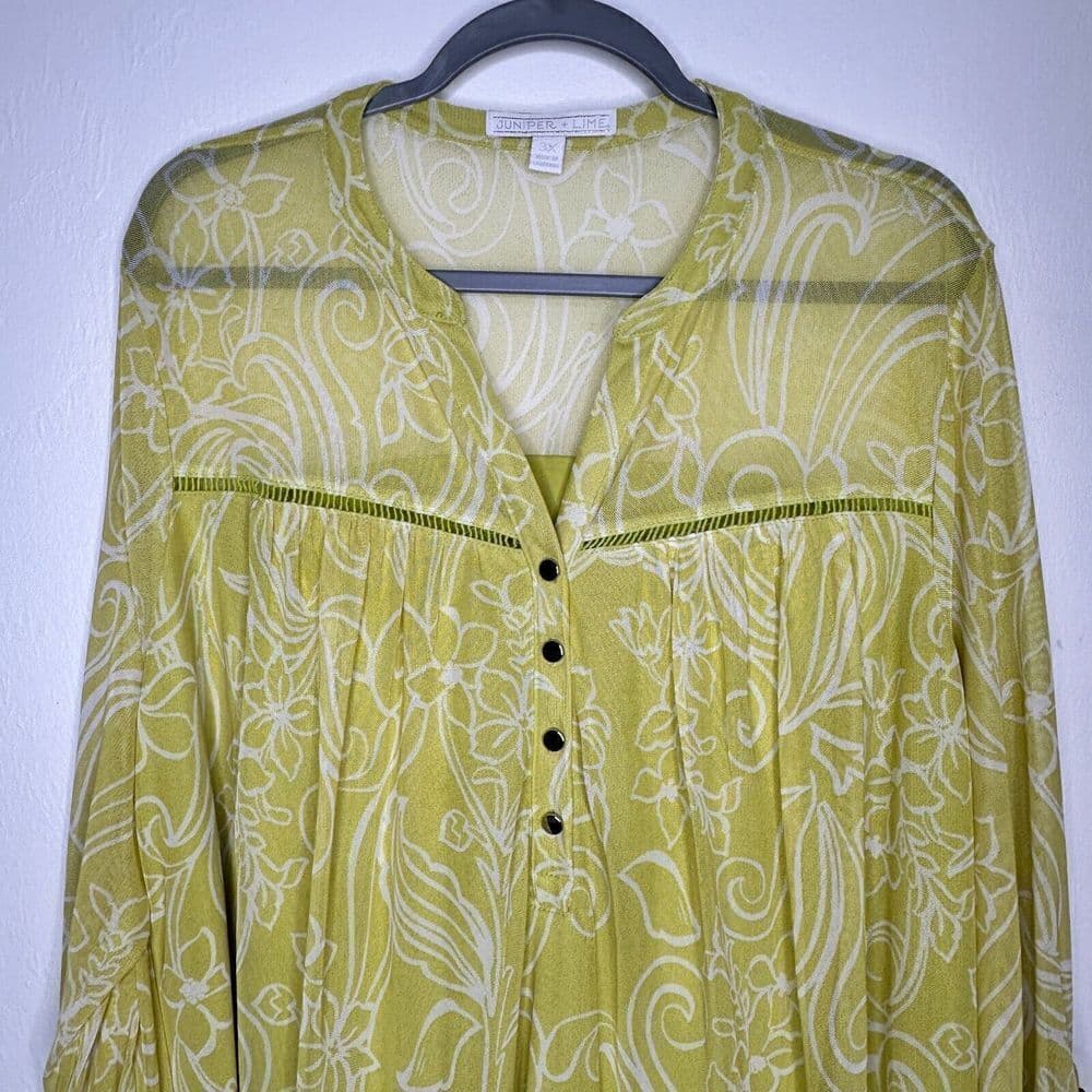 Juniper & Lime Womans Lined Sheer Tab Sleeve 1/4 button Top Plus Size 3X Yellow - Thumbnail 2
