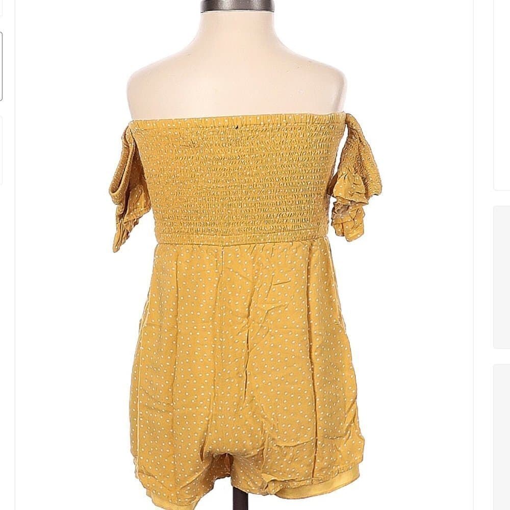 BLUE Rain Yellow & White Off Shoulder Romper Size XS - Thumbnail 2