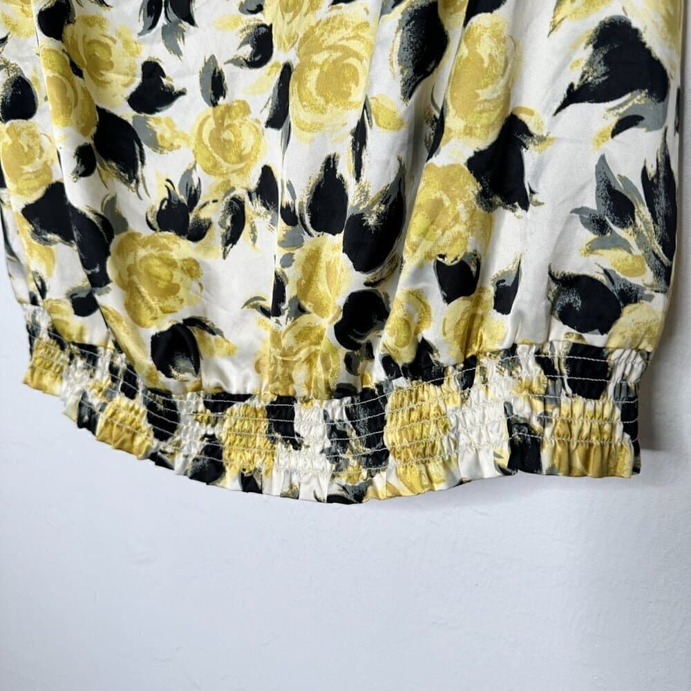 Rebecca Moses Silky Sleeveless Blouse Shirt Top Yellow Roses Beaded Neck Size L - Thumbnail 2