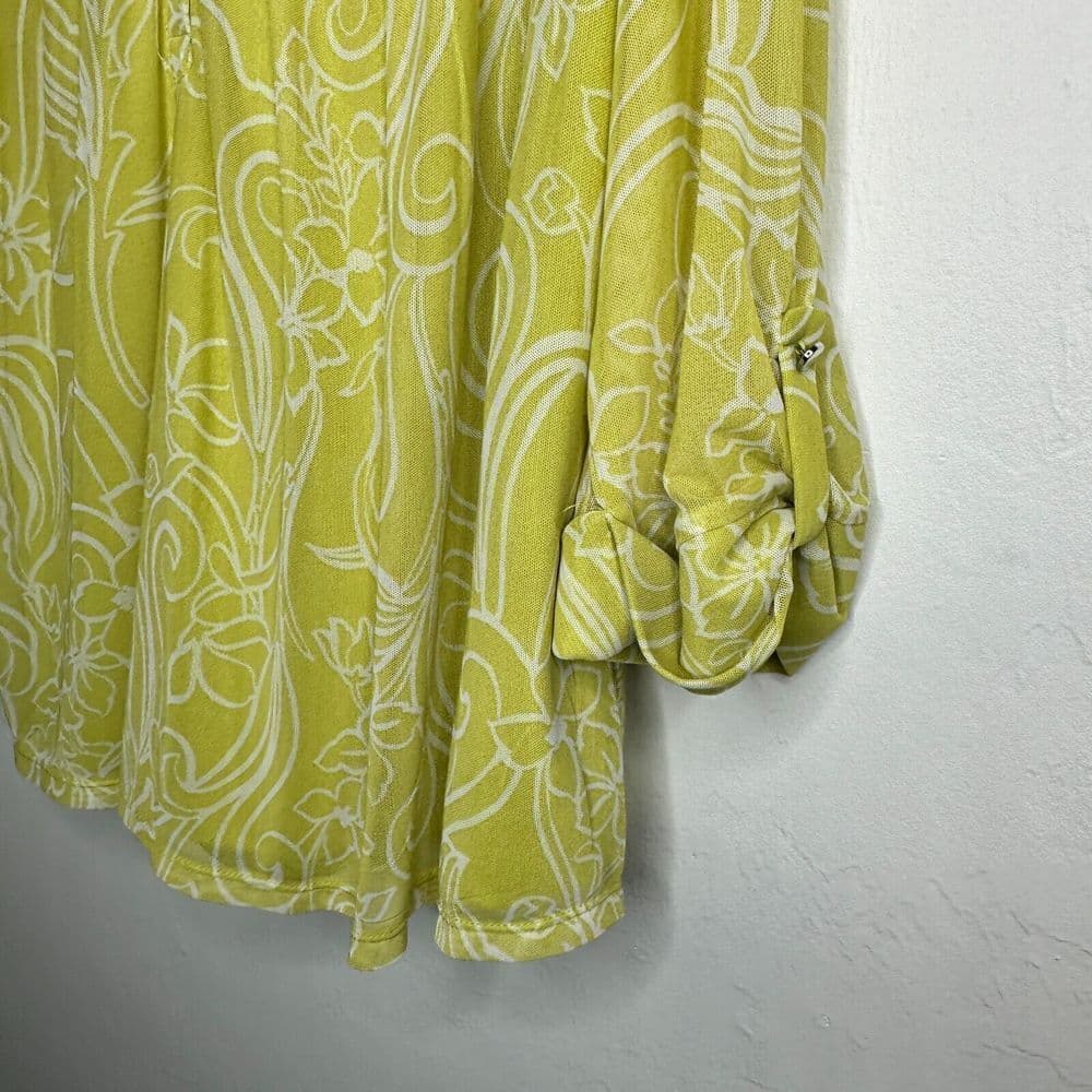 Juniper & Lime Womans Lined Sheer Tab Sleeve 1/4 button Top Plus Size 3X Yellow - Thumbnail 3