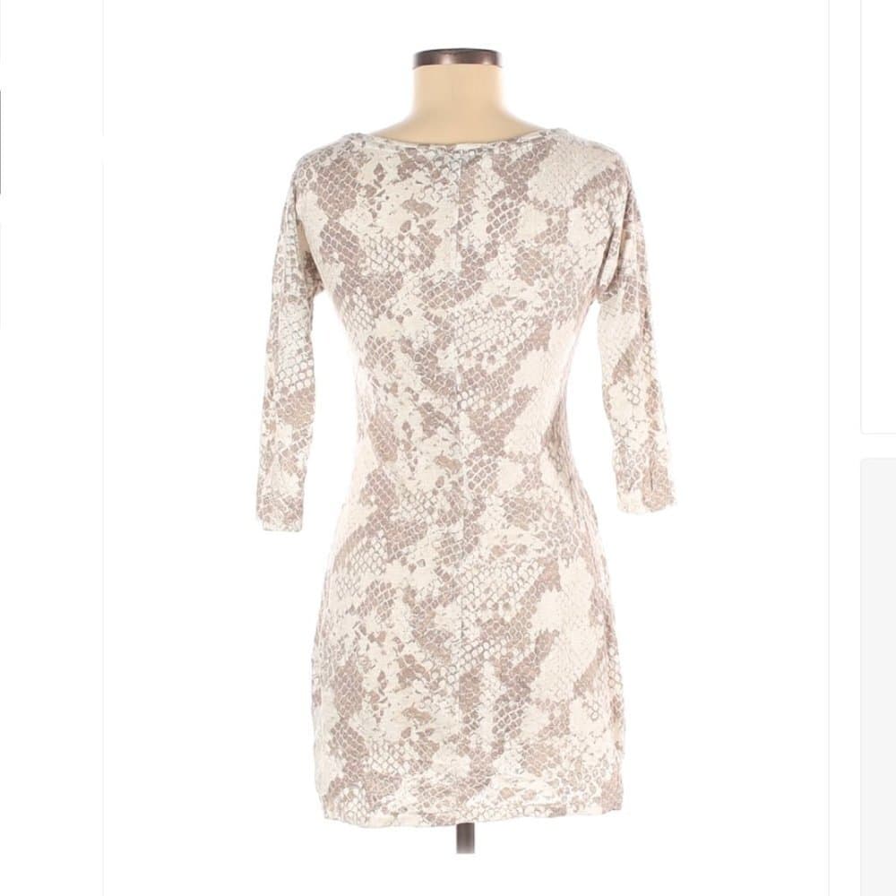 EXPRESS Casual Snakeskin Dress Size S - Thumbnail 2