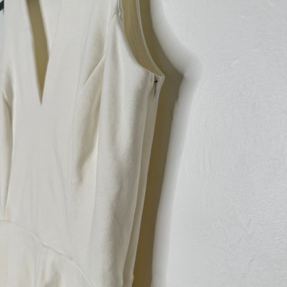 Lulus White Deep V-neck A-Line Sleeveless Lined Dress Size S - Thumbnail 4
