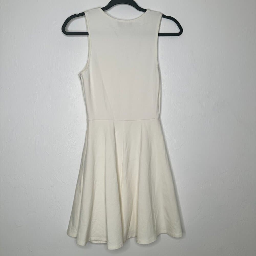 Lulus White Deep V-neck A-Line Sleeveless Lined Dress Size S - Thumbnail 5