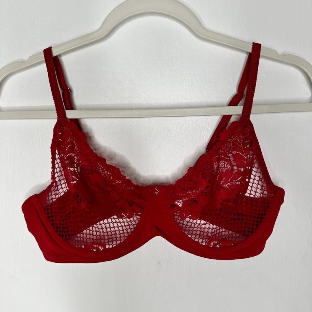 Le Mystere Women's Lace Allure Unlined Bra Size 34D - Thumbnail 2