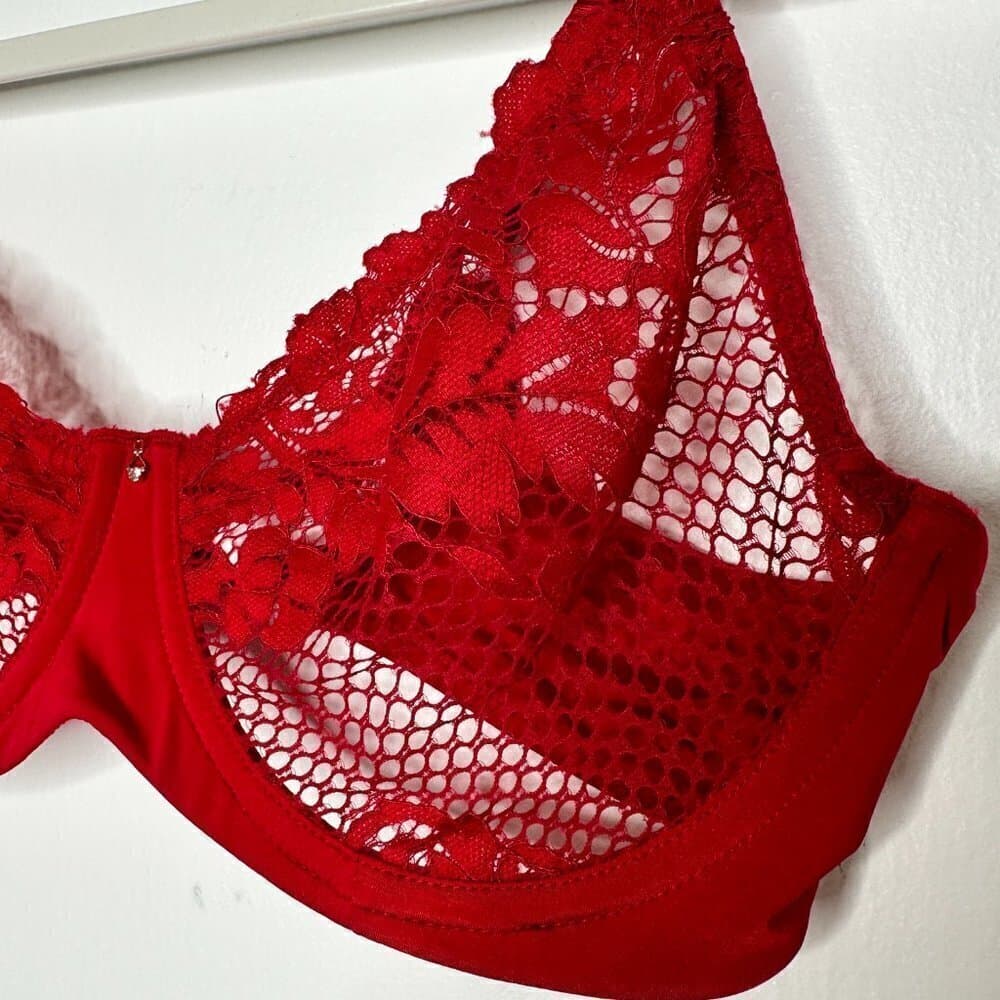 Le Mystere Women's Lace Allure Unlined Bra Size 34D - Thumbnail 3