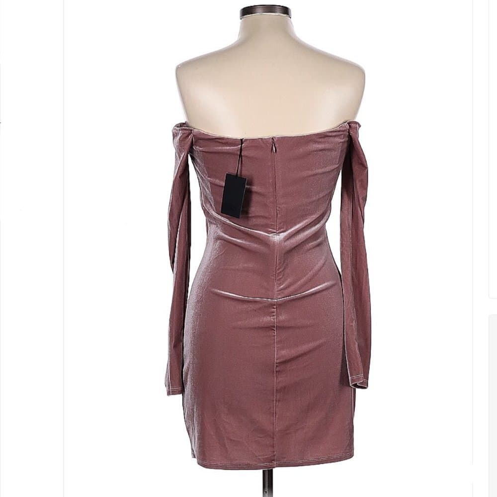 REVOLVE NBD Clara Pink Velour Off Shoulder Long Sleeve Mini Dress Size L - Thumbnail 5