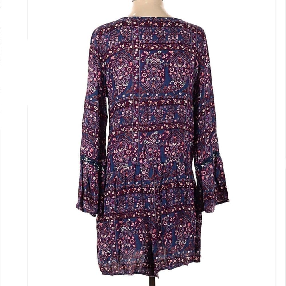 𝅺AMERICAN Eagle Outfitters Navy Blue Floral Long Sleeve Romper Size S - Thumbnail 2