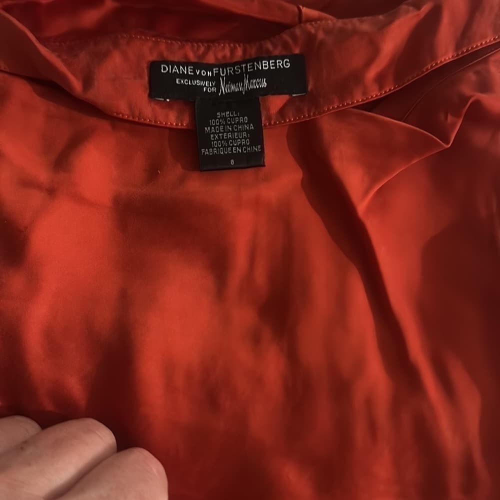 DIANE von Furstenberg Exclusively for Neiman Marcus Silky Orange Dress Size 8 - Thumbnail 4