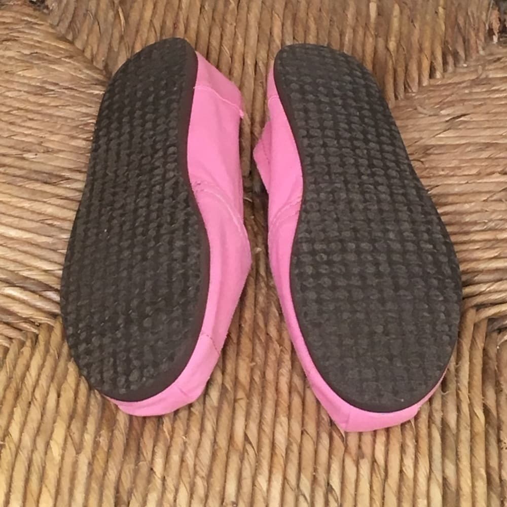 𝅺TOMS Pink Peace Canvas Flats Size 5 - Thumbnail 5